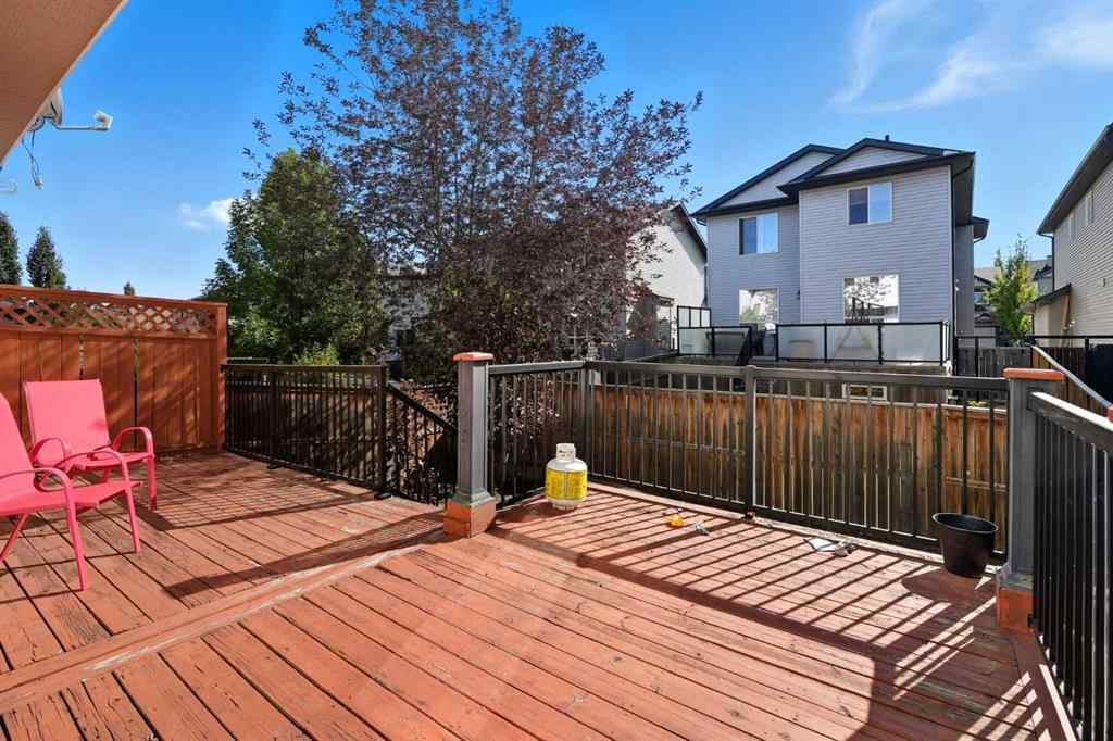 MLS® A2260789 - 45 Everglen Crescent SW in Evergreen Calgary, Residential