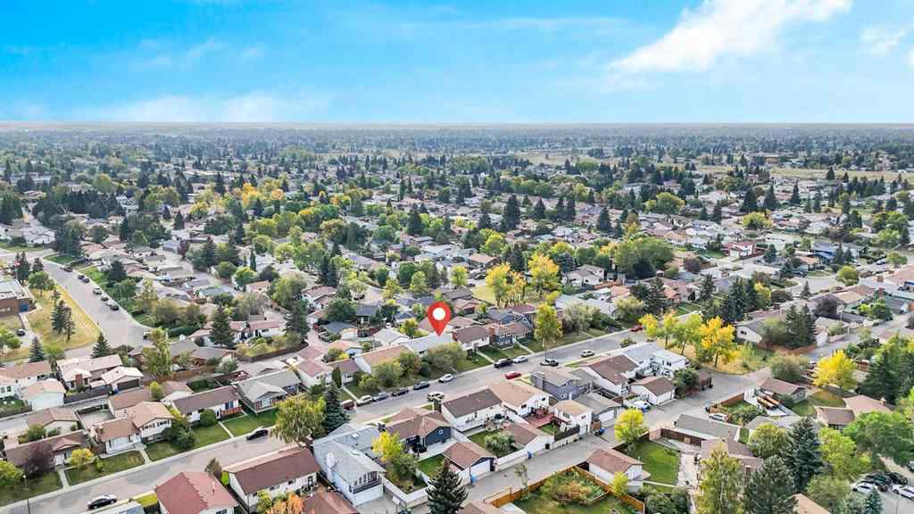 MLS® A2260794 - 4764 Rundlewood Drive NE in Rundle Calgary, Residential