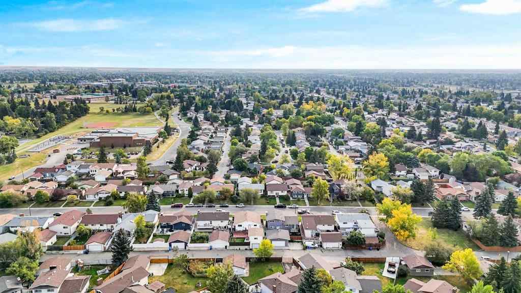 MLS® A2260794 - 4764 Rundlewood Drive NE in Rundle Calgary, Residential