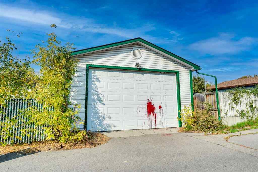 MLS® A2260794 - 4764 Rundlewood Drive NE in Rundle Calgary, Residential