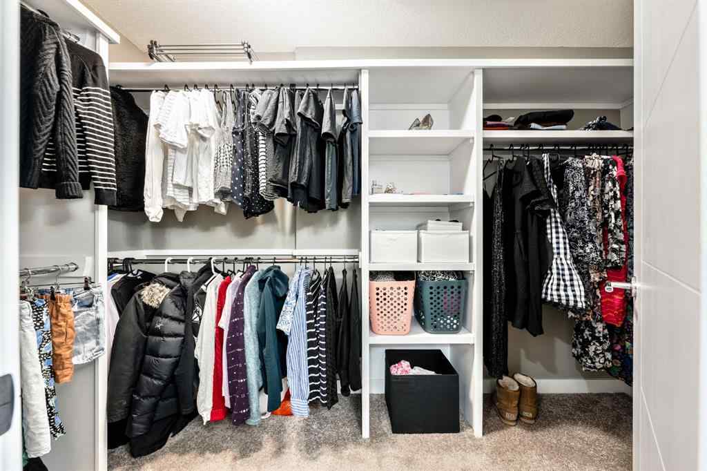 MLS® A2260796 - Unit #4 2428 30 Street SW in Killarney/Glengarry Calgary, Residential