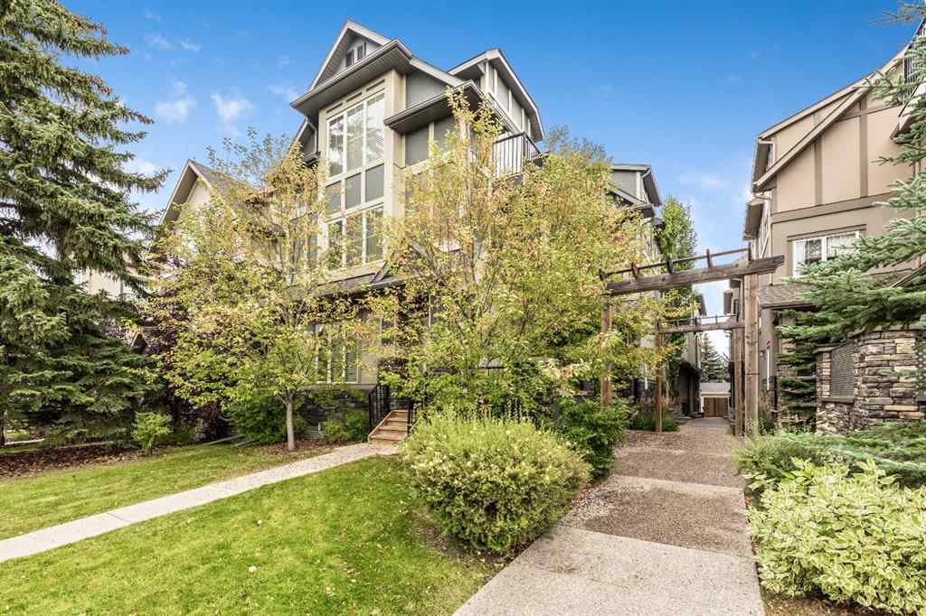 MLS® A2260796 - Unit #4 2428 30 Street SW in Killarney/Glengarry Calgary, Residential