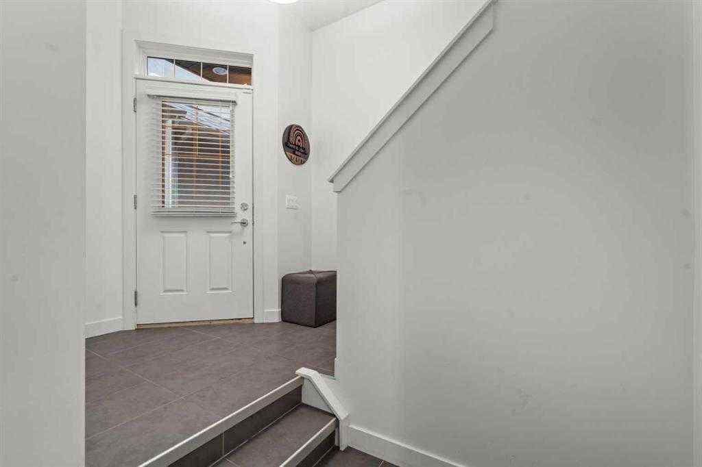 MLS® A2260796 - Unit #4 2428 30 Street SW in Killarney/Glengarry Calgary, Residential