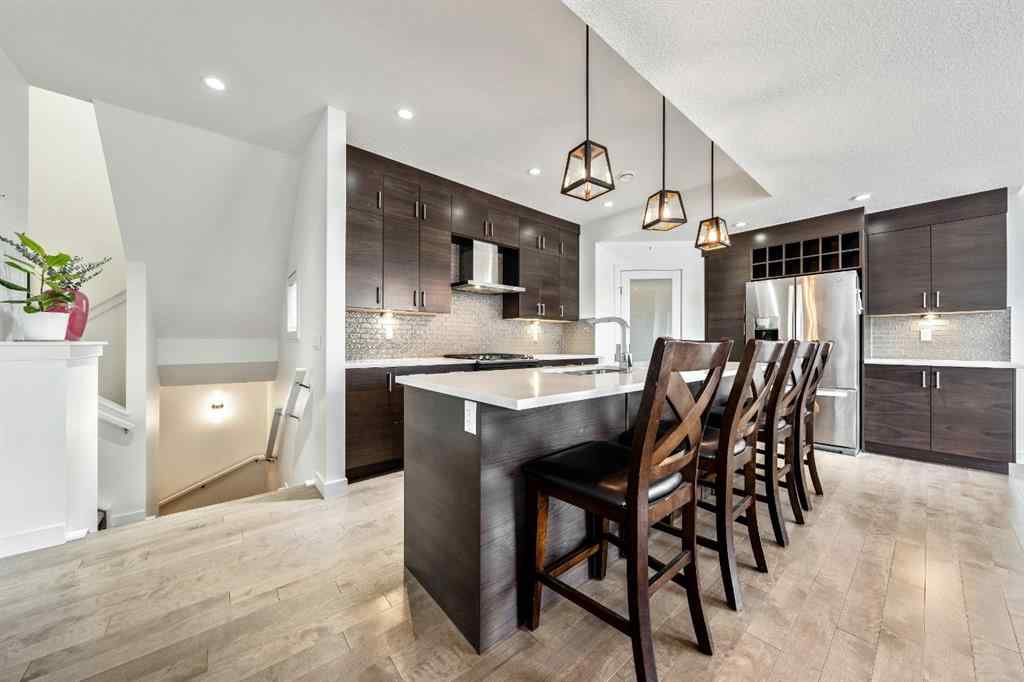 MLS® A2260796 - Unit #4 2428 30 Street SW in Killarney/Glengarry Calgary, Residential