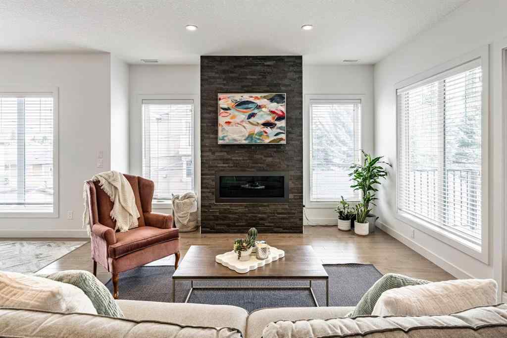 MLS® A2260796 - Unit #4 2428 30 Street SW in Killarney/Glengarry Calgary, Residential