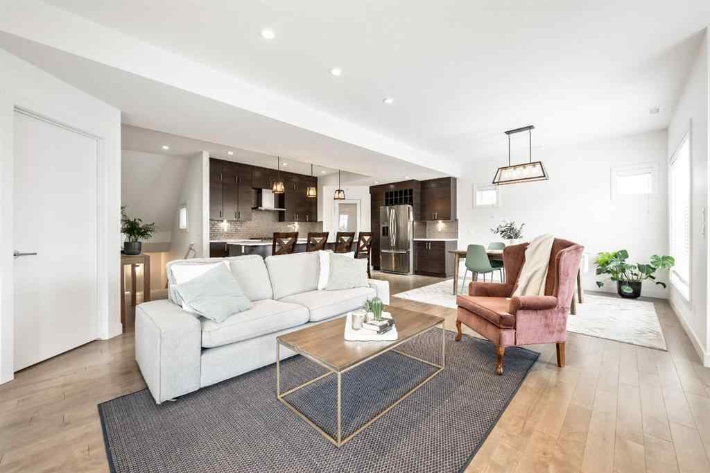 MLS® A2260796 - Unit #4 2428 30 Street SW in Killarney/Glengarry Calgary, Residential