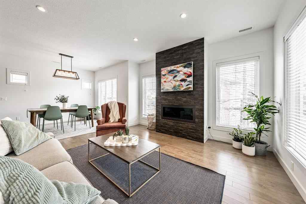 MLS® A2260796 - Unit #4 2428 30 Street SW in Killarney/Glengarry Calgary, Residential