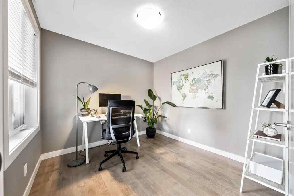 MLS® A2260796 - Unit #4 2428 30 Street SW in Killarney/Glengarry Calgary, Residential