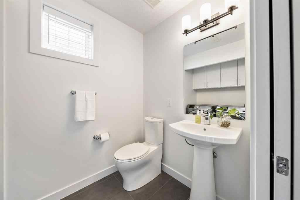 MLS® A2260796 - Unit #4 2428 30 Street SW in Killarney/Glengarry Calgary, Residential