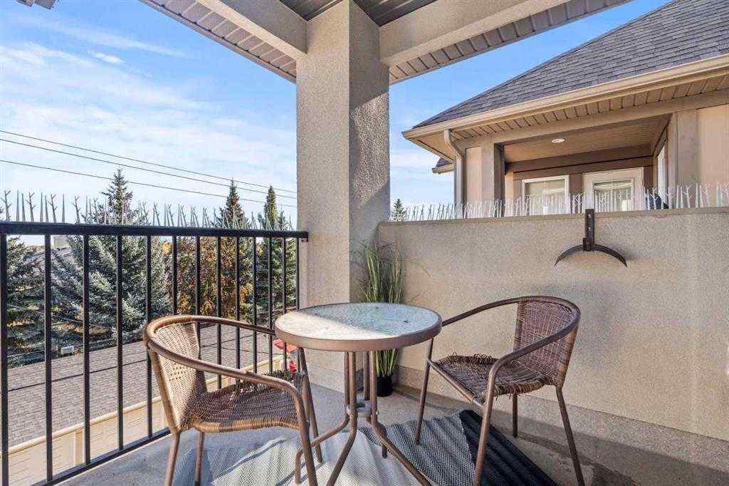 MLS® A2260796 - Unit #4 2428 30 Street SW in Killarney/Glengarry Calgary, Residential