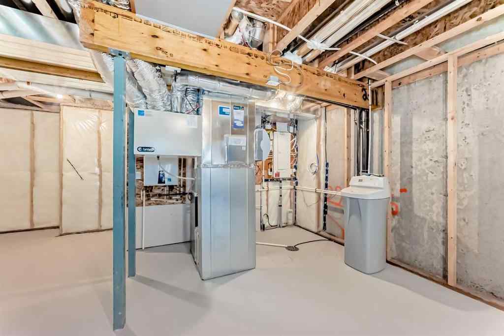 MLS® A2260815 - 615 Kingsmere Way SE in Kings Heights Airdrie, Residential