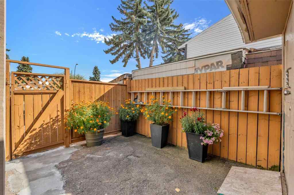 MLS® A2260817 - 713 44 Street SE in Forest Heights Calgary, Residential