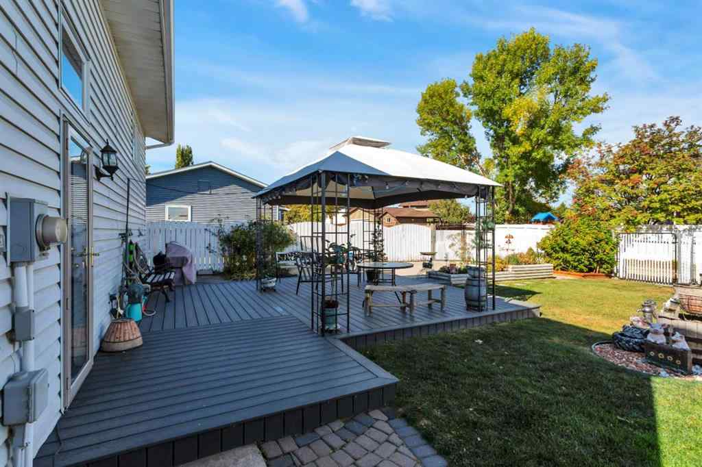 MLS® A2260823 - 226 Glendale Boulevard  in Glendale Red Deer, Residential