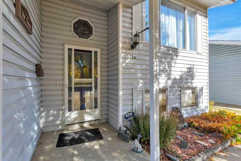 MLS® A2260823 - 226 Glendale Boulevard  in Glendale Red Deer, Residential