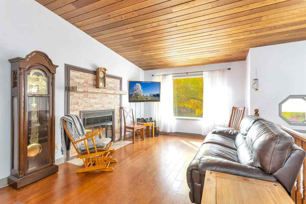 MLS® A2260823 - 226 Glendale Boulevard  in Glendale Red Deer, Residential