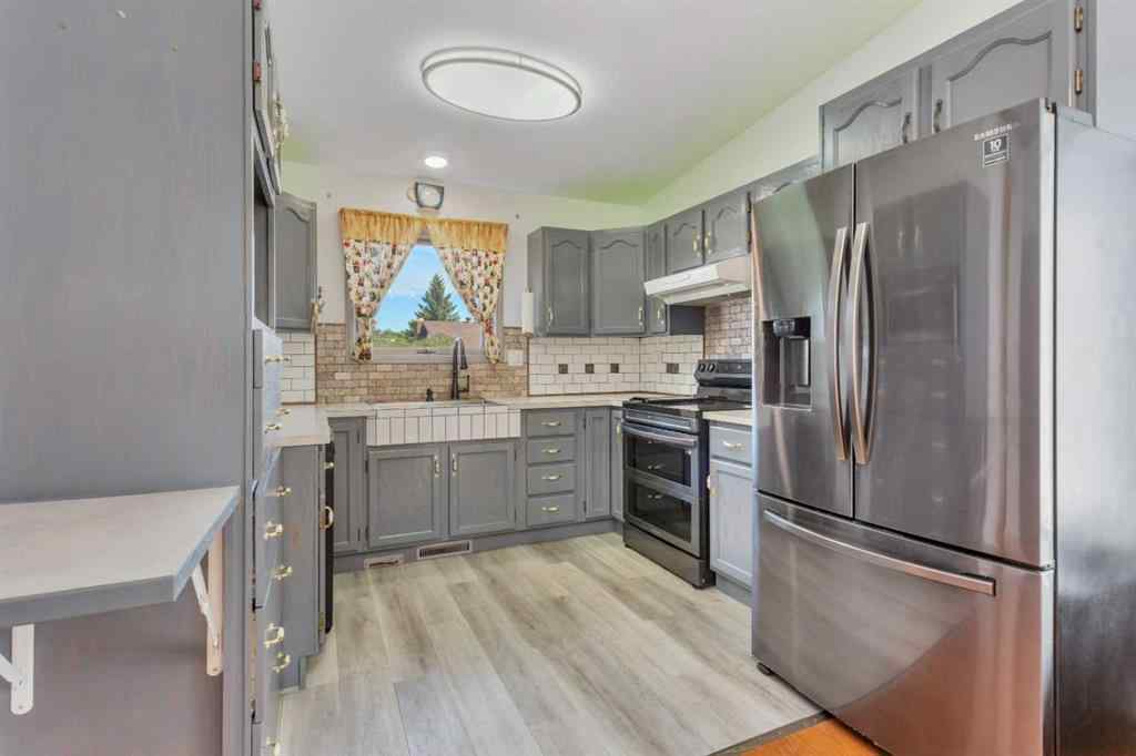 MLS® A2260823 - 226 Glendale Boulevard  in Glendale Red Deer, Residential