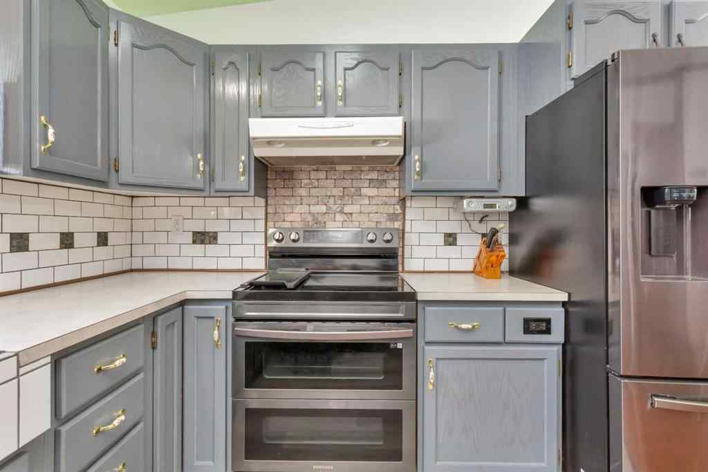 MLS® A2260823 - 226 Glendale Boulevard  in Glendale Red Deer, Residential