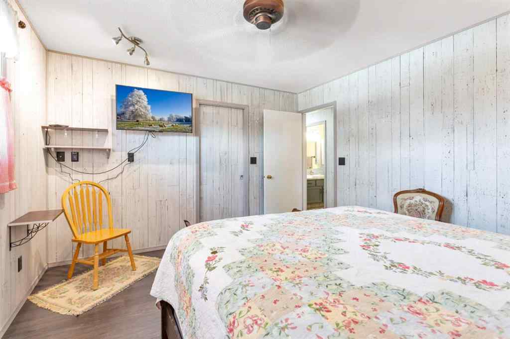 MLS® A2260823 - 226 Glendale Boulevard  in Glendale Red Deer, Residential