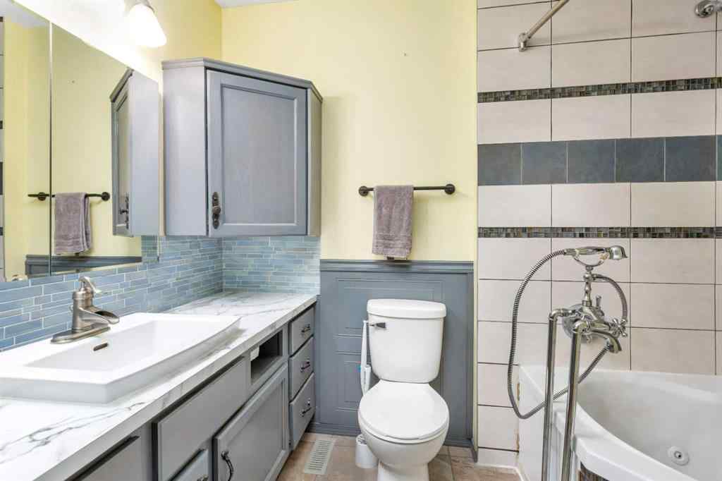 MLS® A2260823 - 226 Glendale Boulevard  in Glendale Red Deer, Residential