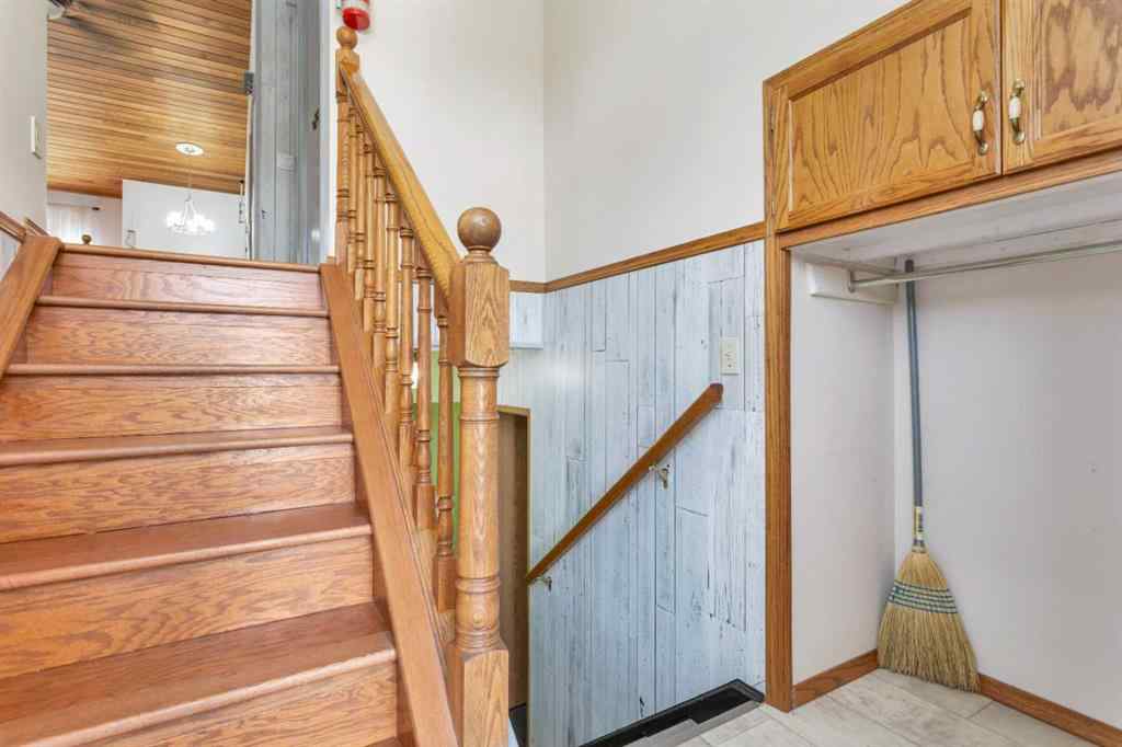 MLS® A2260823 - 226 Glendale Boulevard  in Glendale Red Deer, Residential