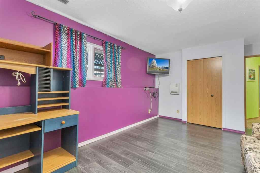 MLS® A2260823 - 226 Glendale Boulevard  in Glendale Red Deer, Residential