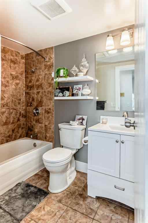 MLS® A2260824 - Unit #306 630 57 Avenue SW in Windsor Park Calgary, Residential