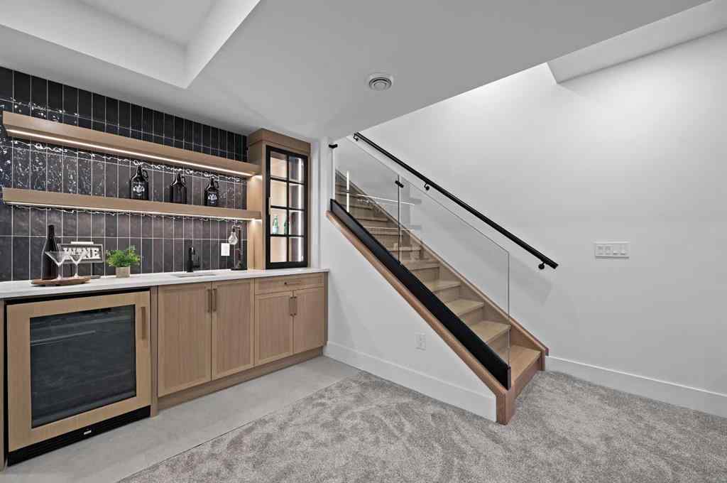 MLS® A2260825 - 634 21 Avenue NW in Mount Pleasant Calgary, Residential