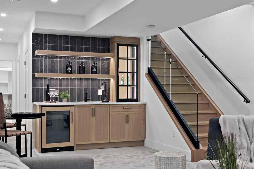 MLS® A2260825 - 634 21 Avenue NW in Mount Pleasant Calgary, Residential