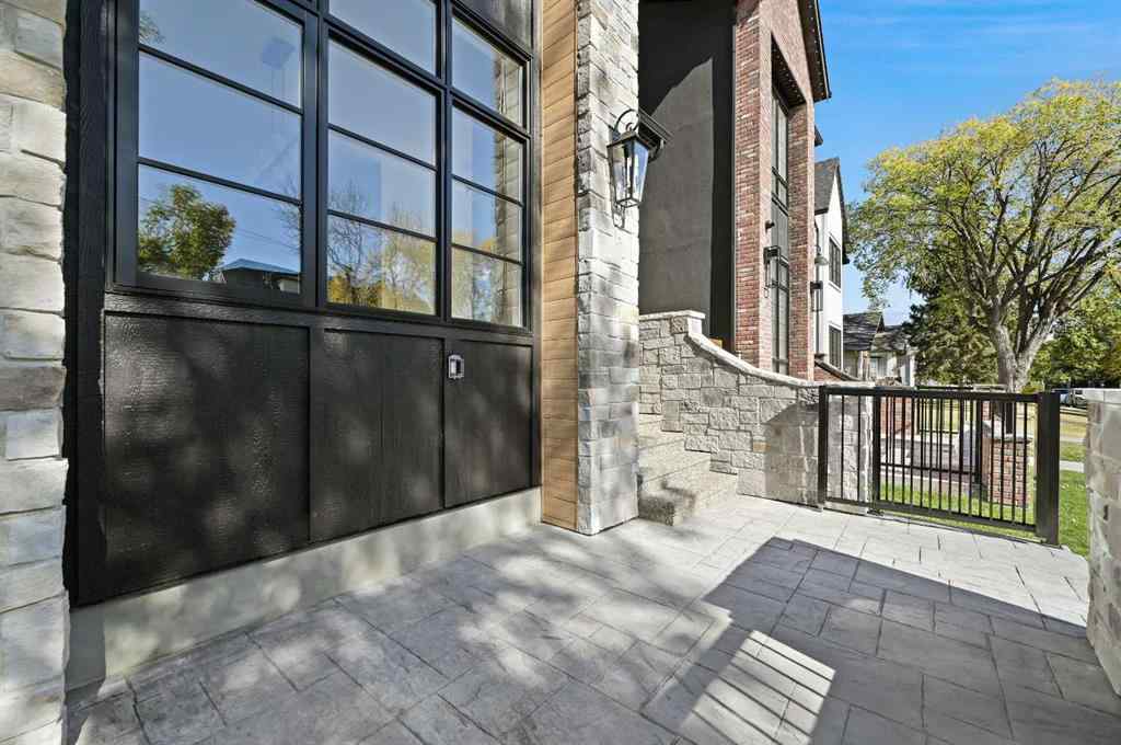 MLS® A2260825 - 634 21 Avenue NW in Mount Pleasant Calgary, Residential