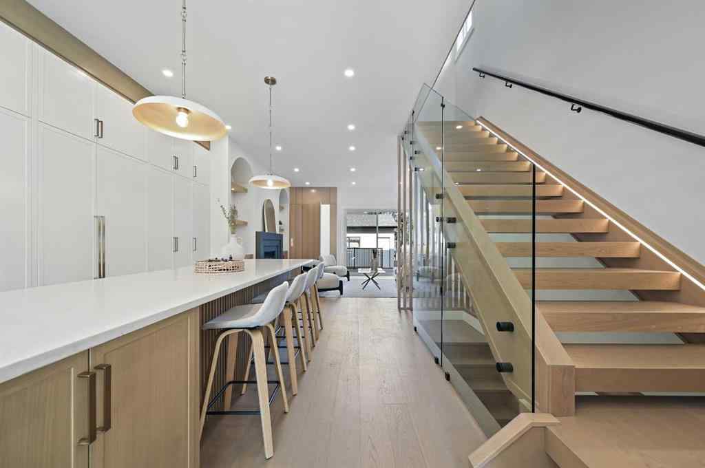 MLS® A2260825 - 634 21 Avenue NW in Mount Pleasant Calgary, Residential