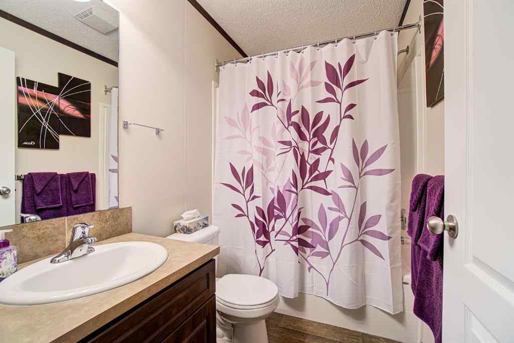 MLS® A2260827 - 32 Westover Crescent  in NONE Claresholm, Residential