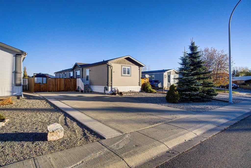 MLS® A2260827 - 32 Westover Crescent  in NONE Claresholm, Residential