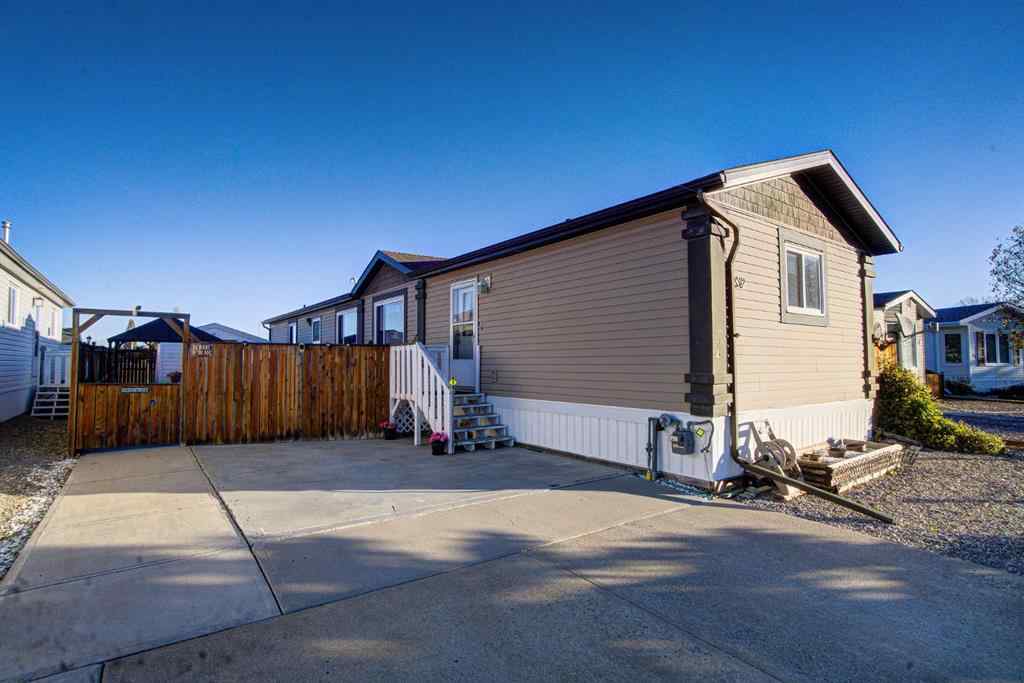MLS® A2260827 - 32 Westover Crescent  in NONE Claresholm, Residential
