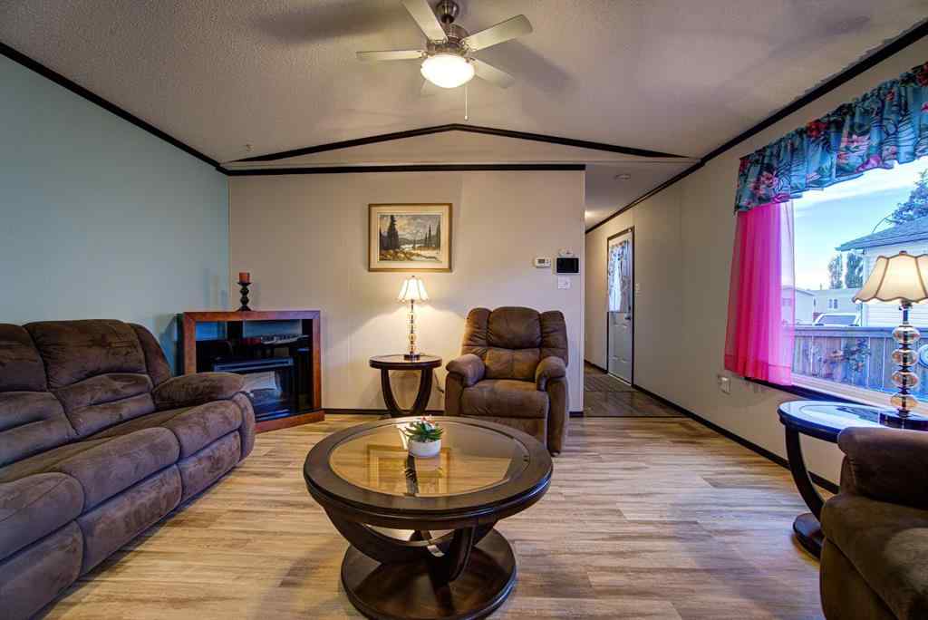 MLS® A2260827 - 32 Westover Crescent  in NONE Claresholm, Residential