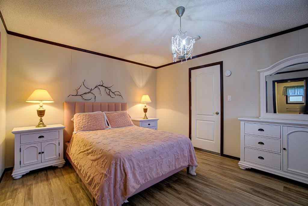 MLS® A2260827 - 32 Westover Crescent  in NONE Claresholm, Residential