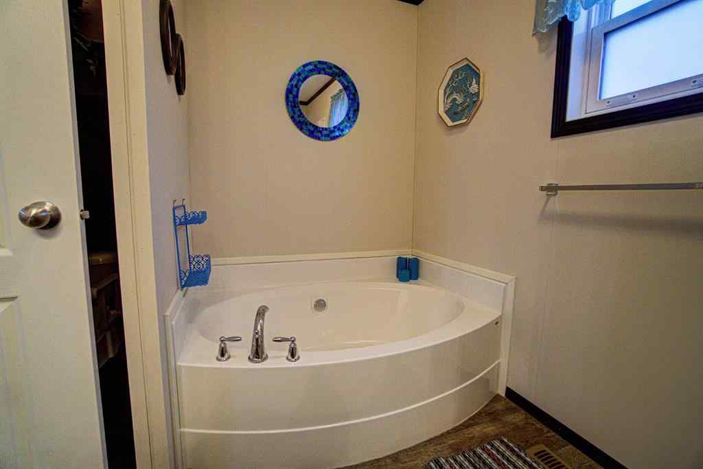 MLS® A2260827 - 32 Westover Crescent  in NONE Claresholm, Residential