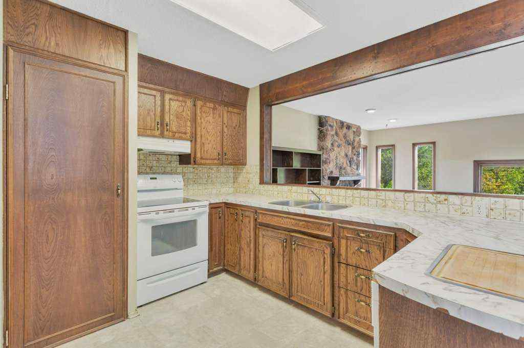 MLS® A2260828 - 516 Poplar Avenue  in NONE Trochu, Residential