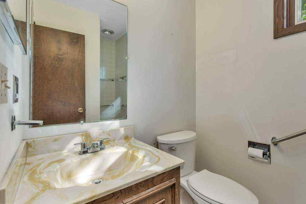 MLS® A2260828 - 516 Poplar Avenue  in NONE Trochu, Residential