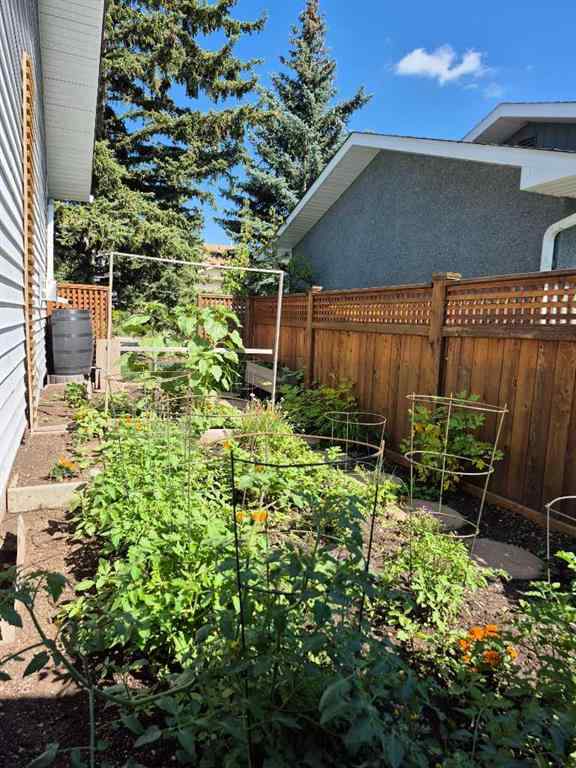 MLS® A2260834 - 1619 47 Street SW in Westgate Calgary, Residential