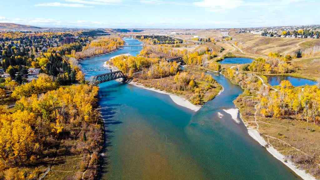 MLS® A2260841 - 8112 Bowness Road NW in Bowness Calgary, Residential