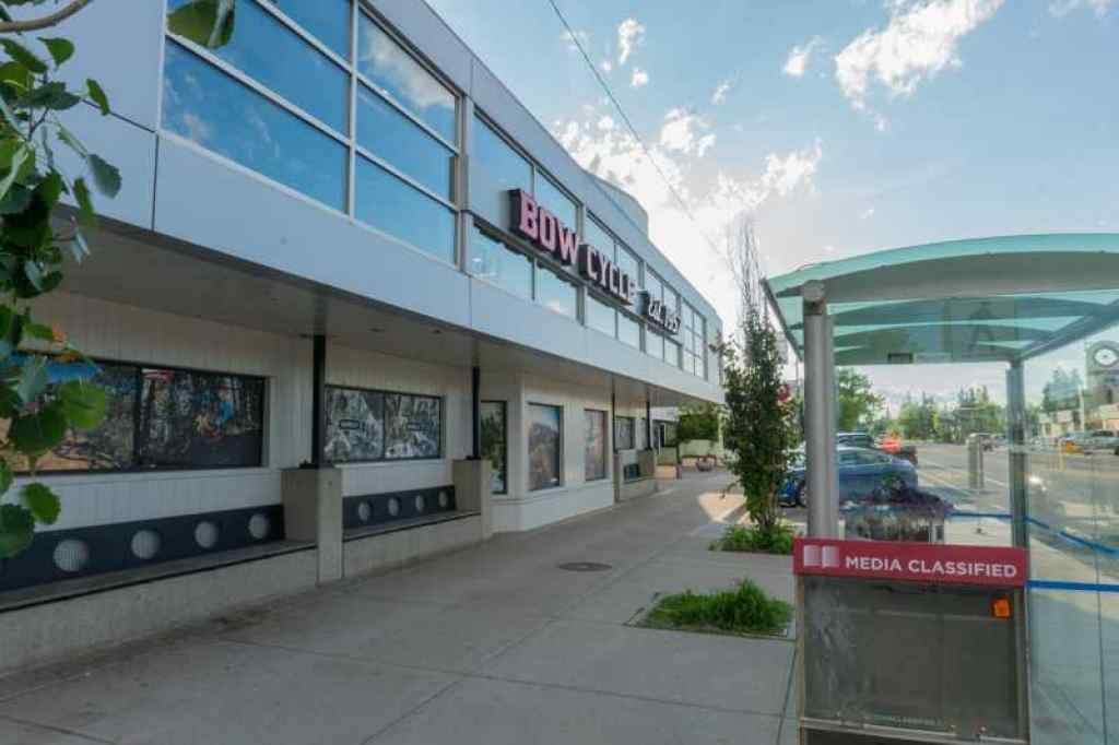 MLS® A2260841 - 8112 Bowness Road NW in Bowness Calgary, Residential