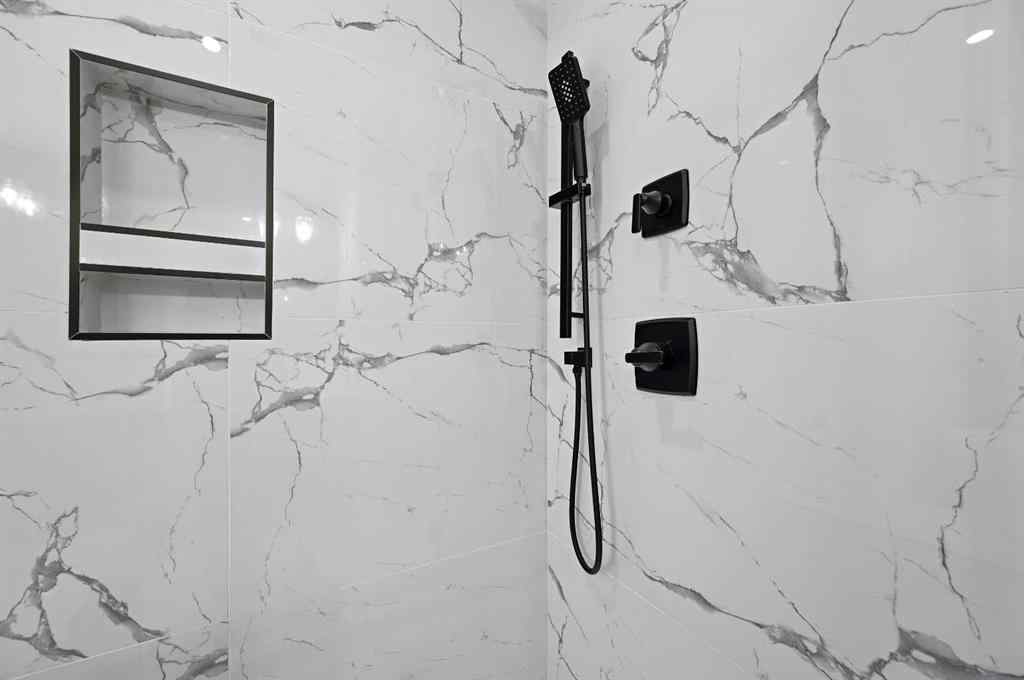 MLS® A2260841 - 8112 Bowness Road NW in Bowness Calgary, Residential