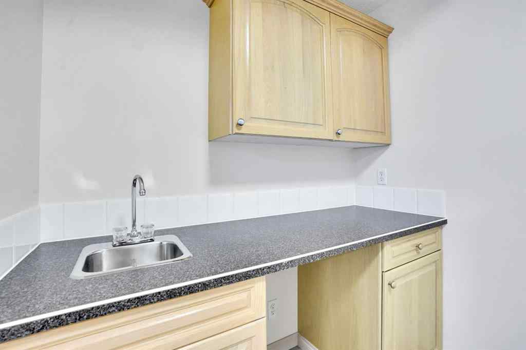 MLS® A2260846 - 38 Strathridge Crescent SW in Strathcona Park Calgary, Residential