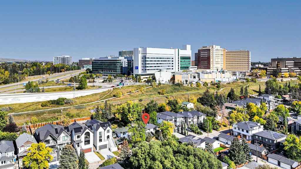 MLS® A2260849 - 3652 8 Avenue NW in Parkdale Calgary, Residential