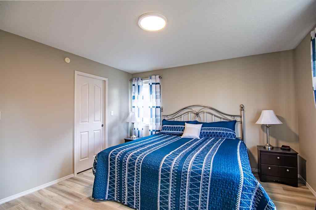 MLS® A2260856 - 8 Oswald Close  in Oriole Park West Red Deer, Residential