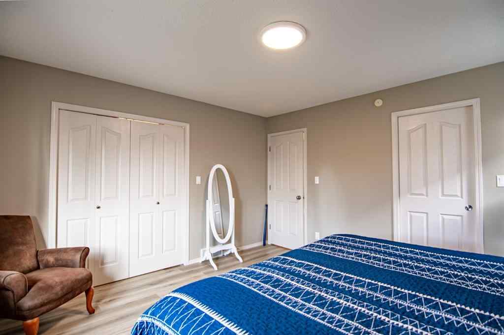 MLS® A2260856 - 8 Oswald Close  in Oriole Park West Red Deer, Residential