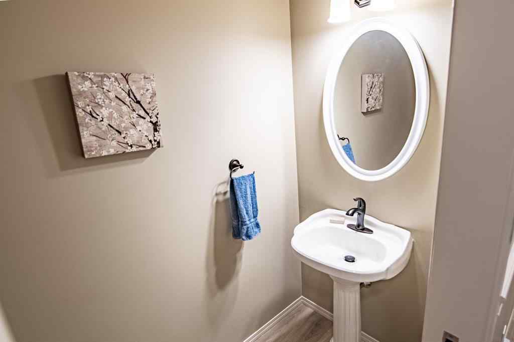 MLS® A2260856 - 8 Oswald Close  in Oriole Park West Red Deer, Residential