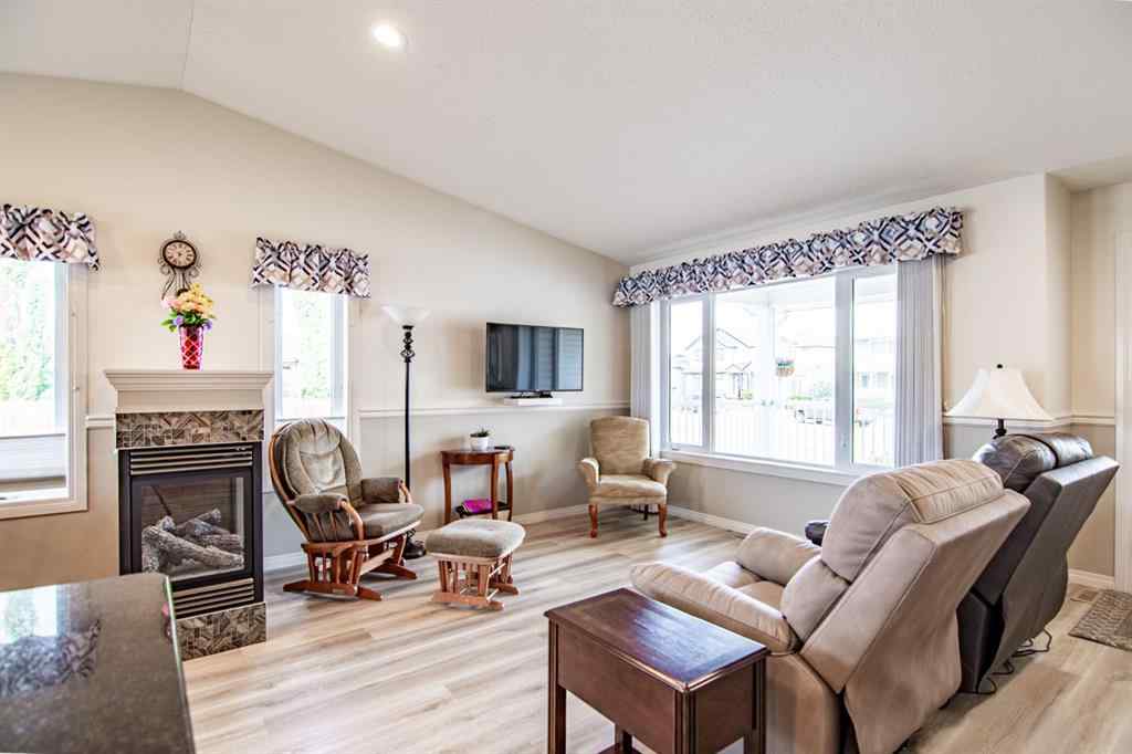 MLS® A2260856 - 8 Oswald Close  in Oriole Park West Red Deer, Residential