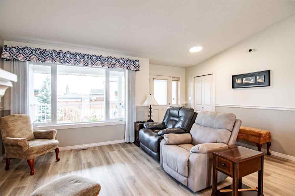 MLS® A2260856 - 8 Oswald Close  in Oriole Park West Red Deer, Residential