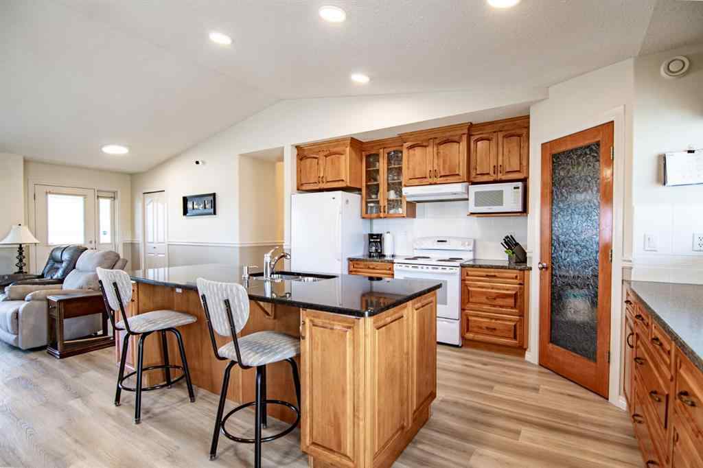 MLS® A2260856 - 8 Oswald Close  in Oriole Park West Red Deer, Residential